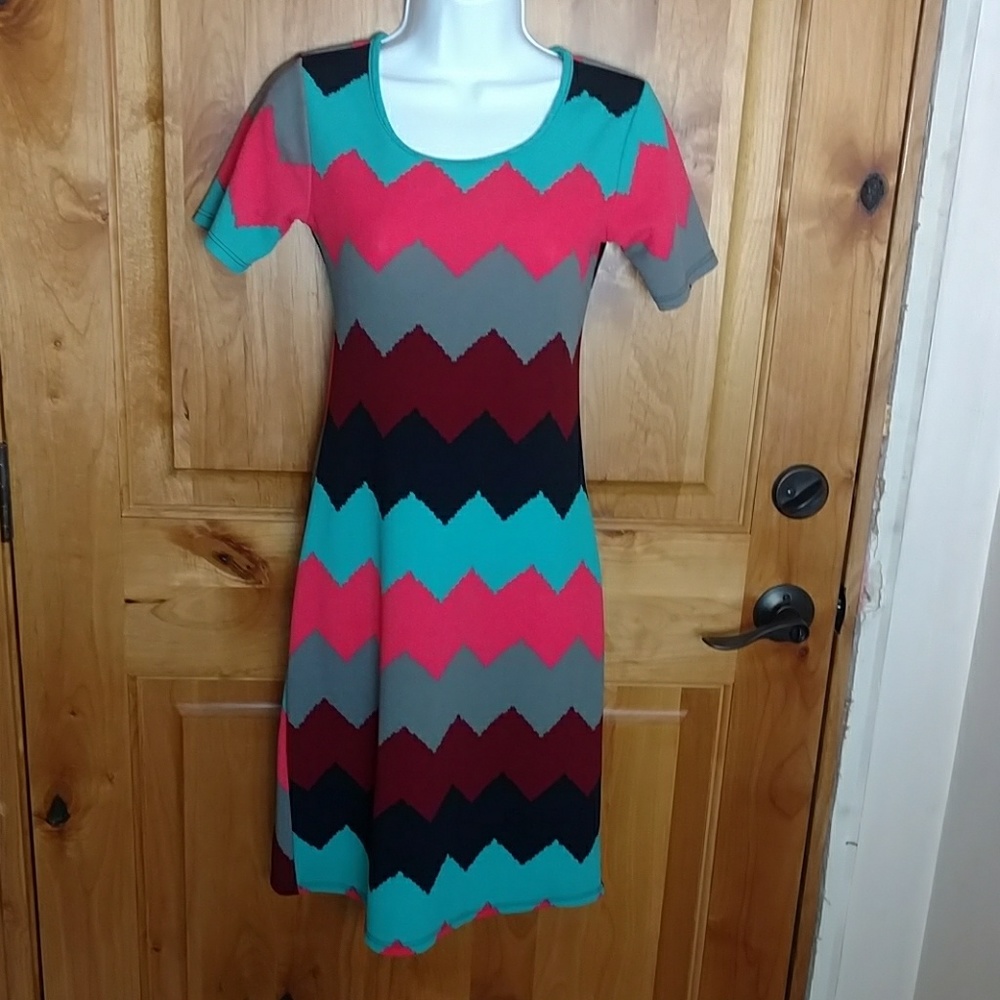 Honey & Lace XS midi dress - EUC like new!